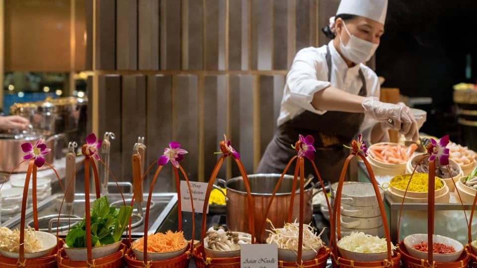 Mundo Dinner Themed Nights - Monday to Friday - Dining Experiences