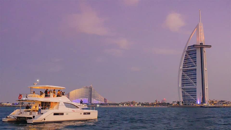 Dubai Marina Two-hour Yacht Tour with Dining - Boat Tours and Cruises