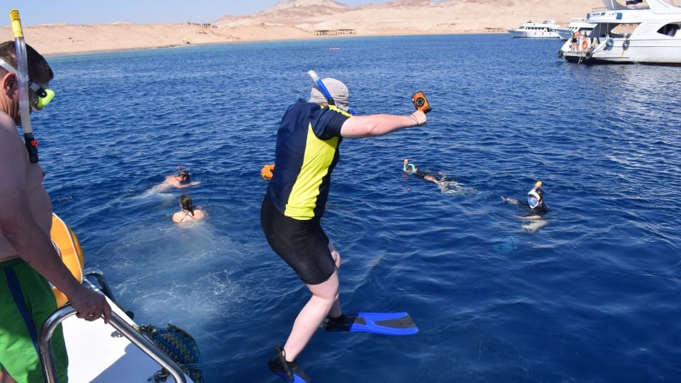 Half-day Snorkeling Boat trip with lunch and drinks from Sharm El Sheikh - Sightseeing and Tours