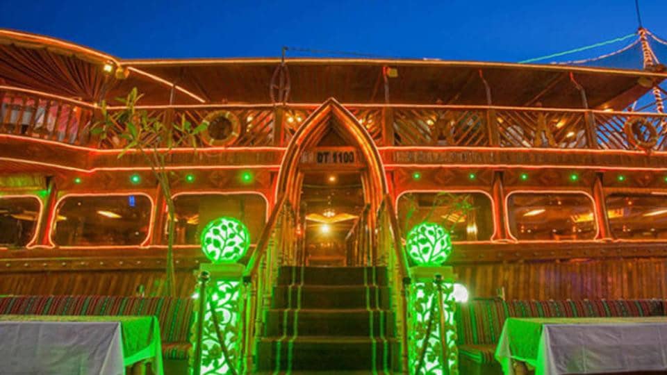 Dhow dinner cruise on Dubai creek - Boat Tours and Cruises