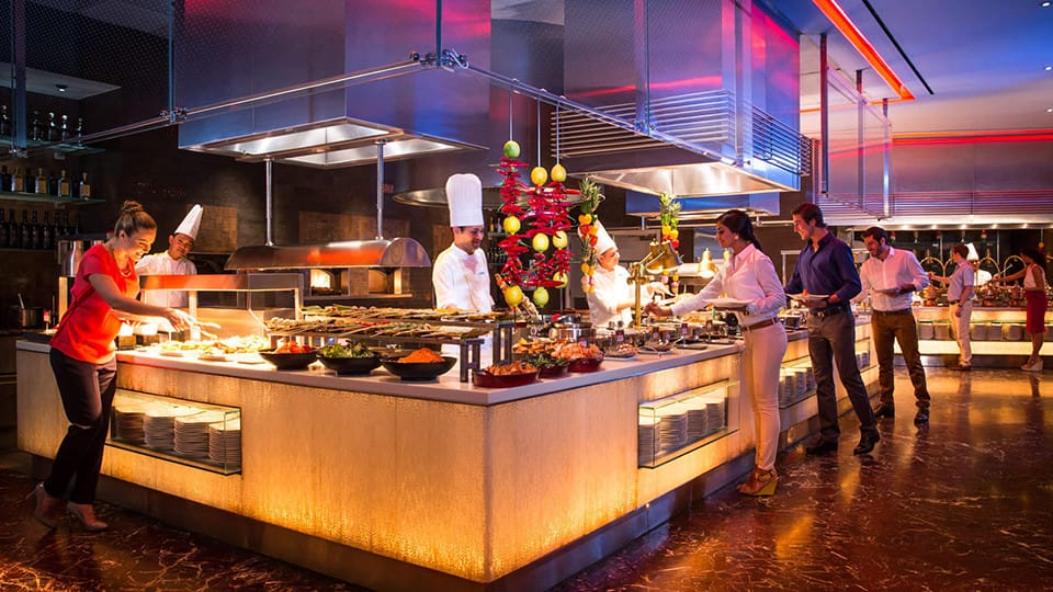 Saffron Dinner Buffet at Atlantis the Palm - Brunches