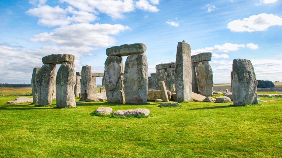Stonehenge Entry Tickets - Sightseeing and Tours
