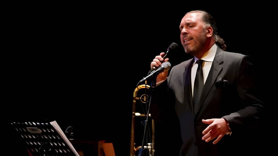 Fatih Erkoç Concert in Eskisehir - Concerts
